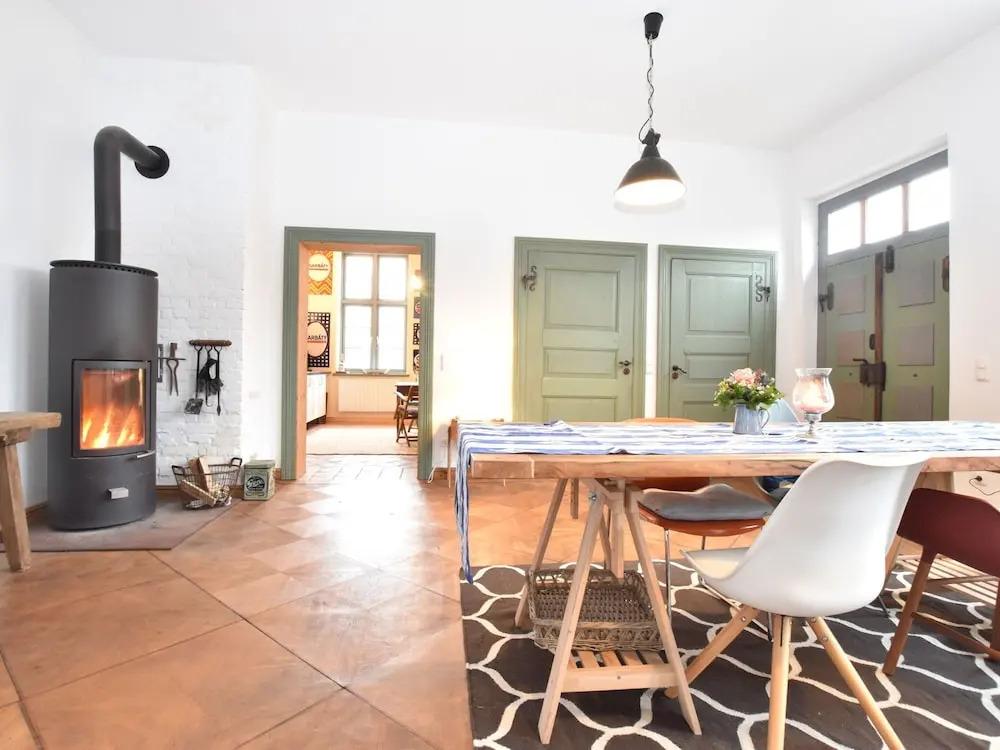 hotel image 10