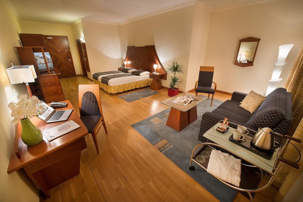 hotel image 16