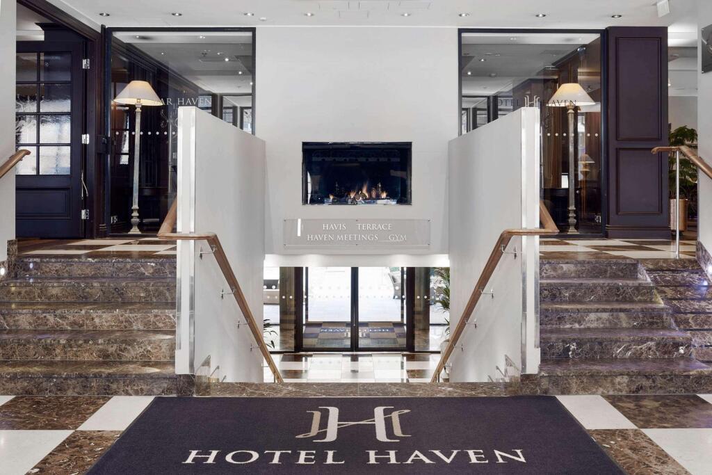 hotel image 11
