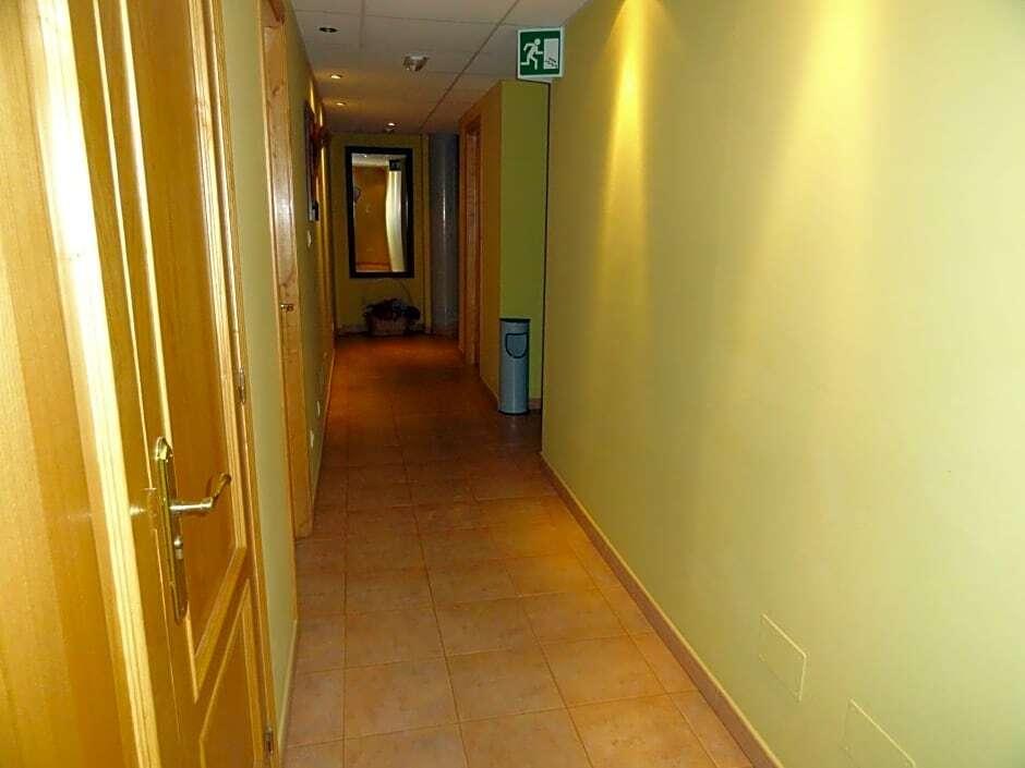hotel image 16