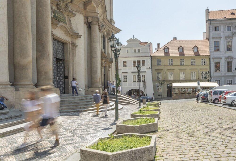 hotel image 12