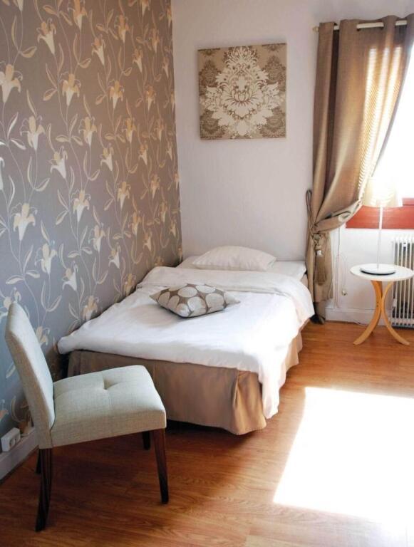 hotel image 10