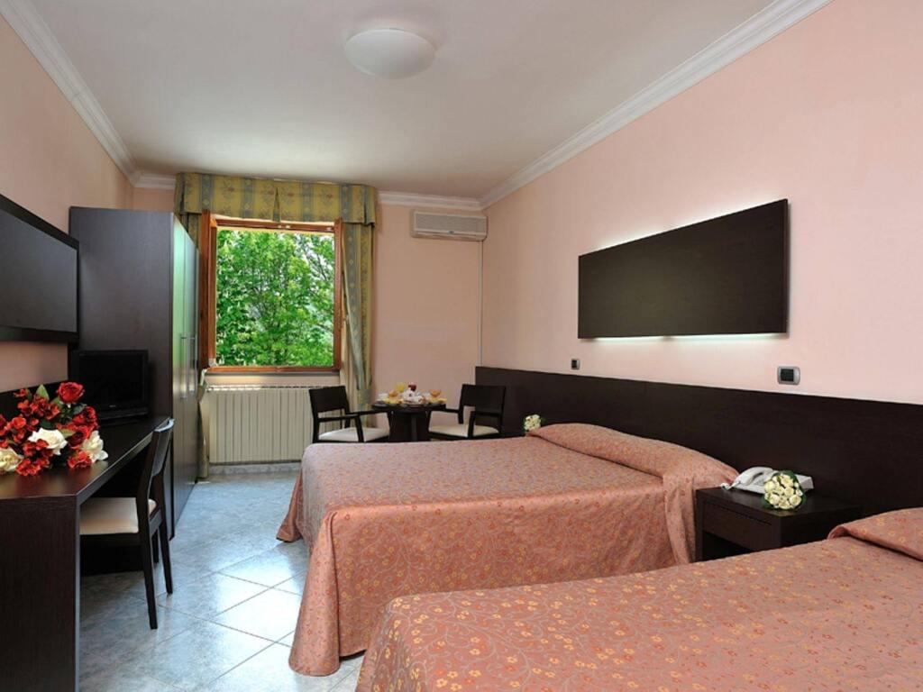 hotel image 13