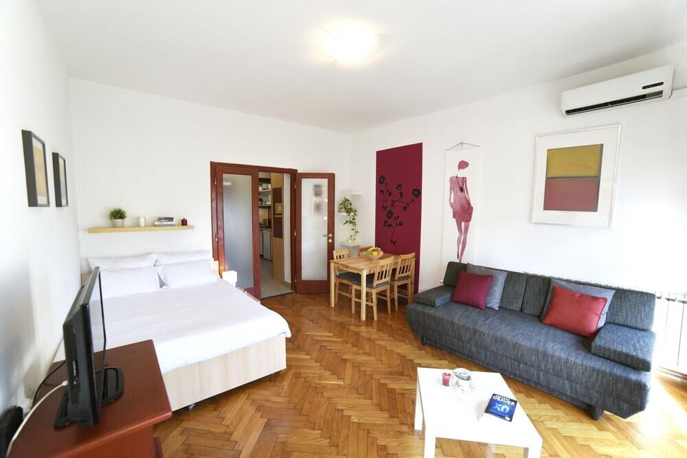 hotel image 10