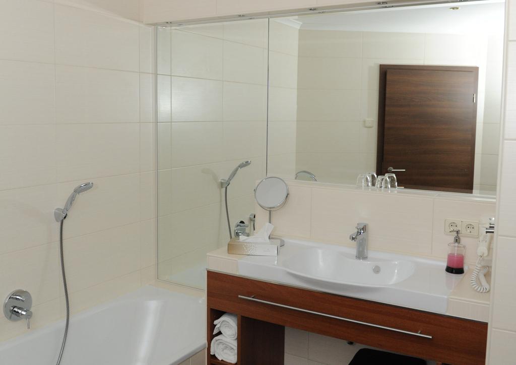 hotel image 16
