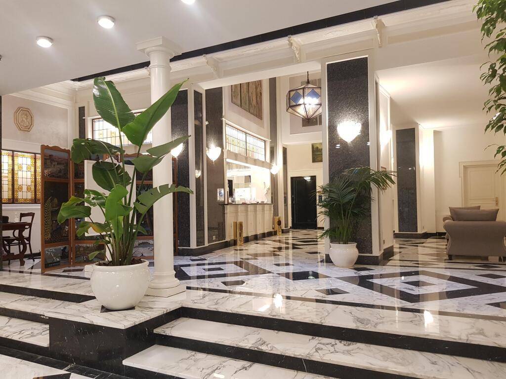hotel