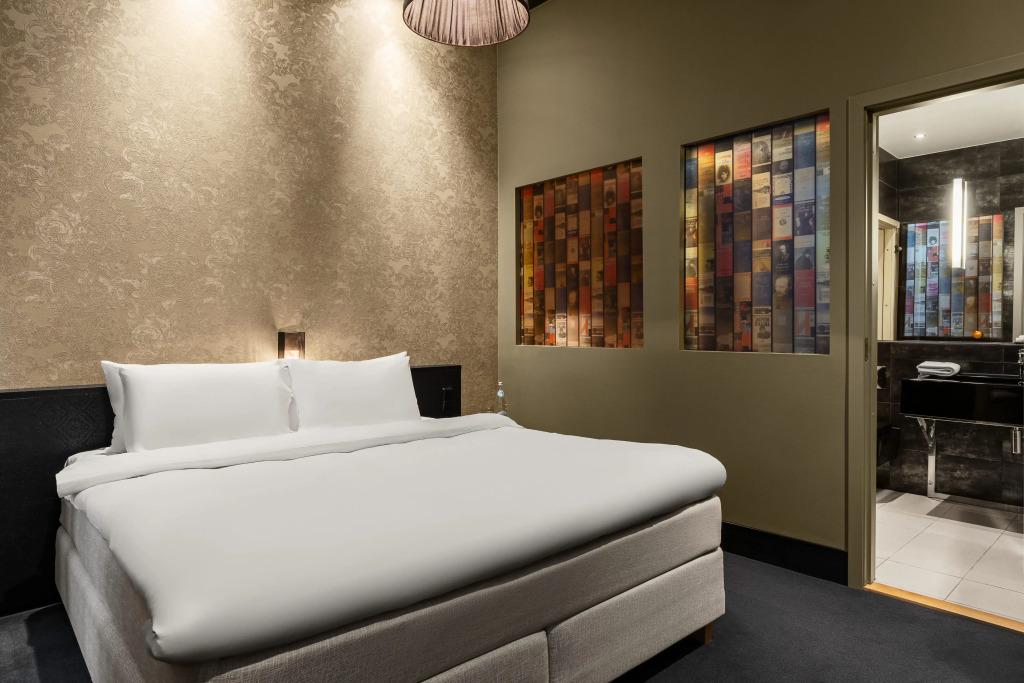 hotel image 16