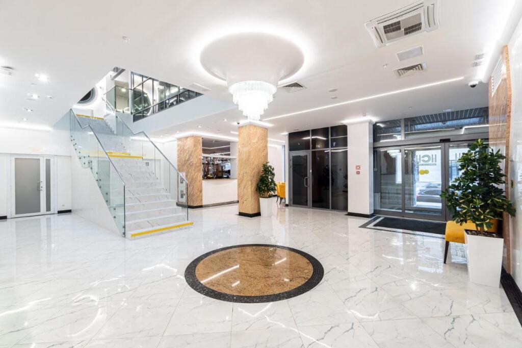 hotel image 10