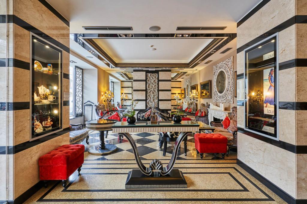 hotel