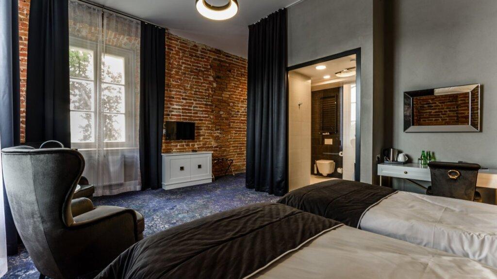 hotel image 13