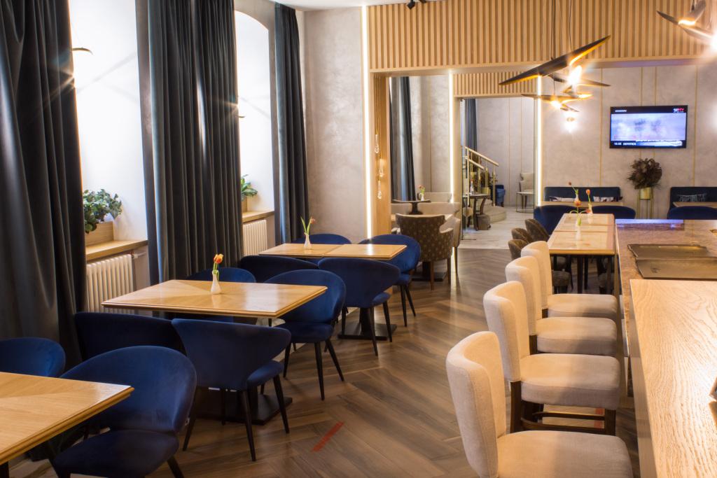 hotel image 10