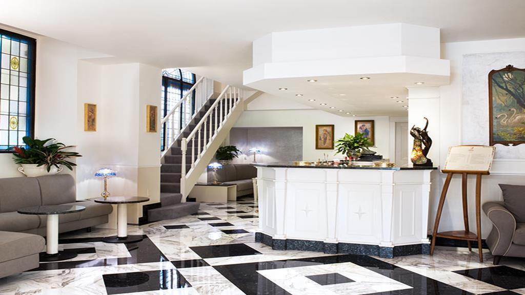 hotel image 12