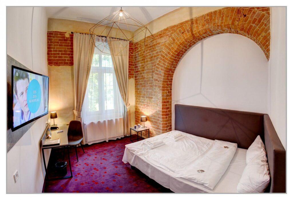 hotel image 12