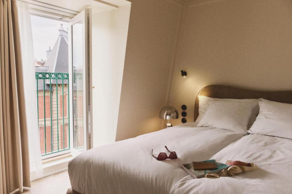 hotel image 16