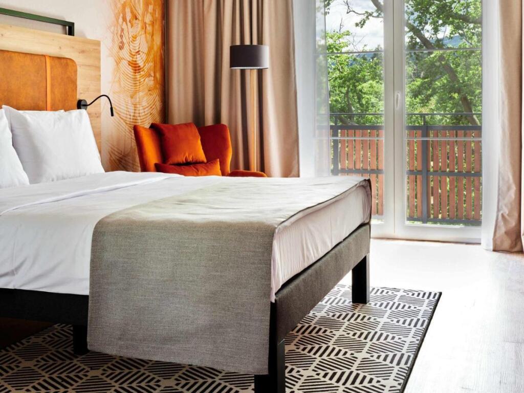 hotel image 9