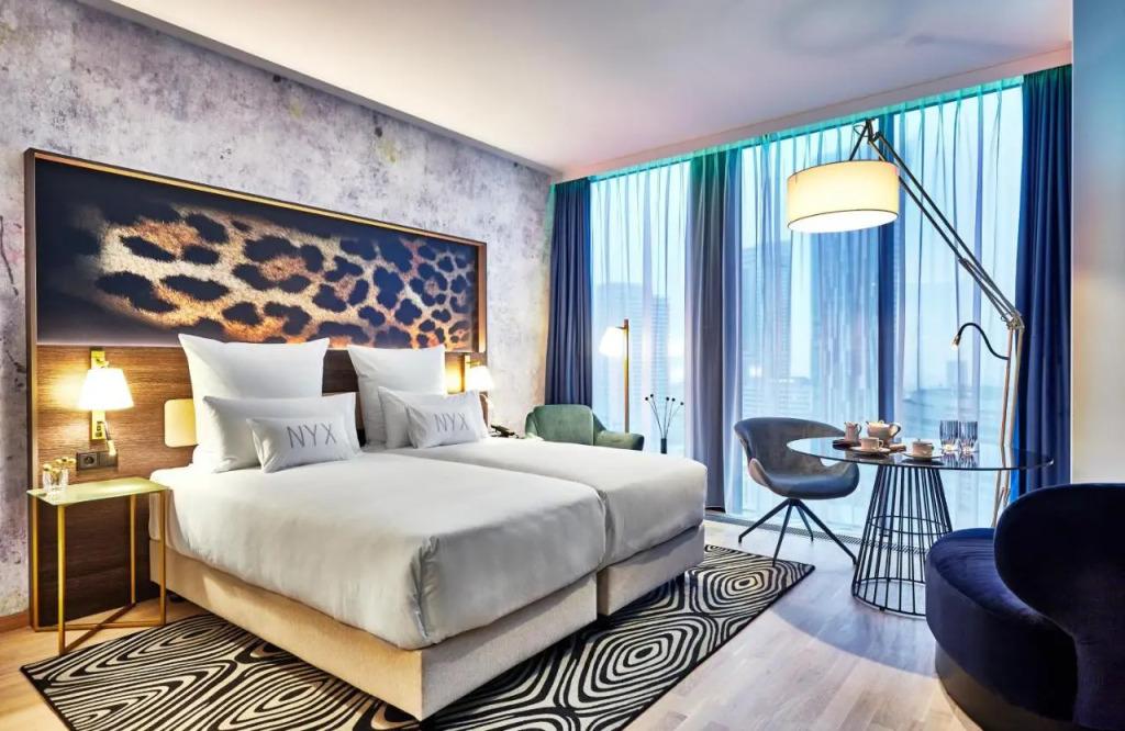 hotel image 4