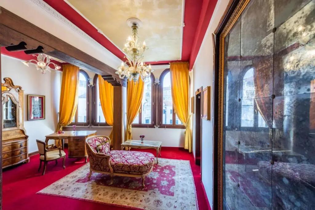 hotel image 22