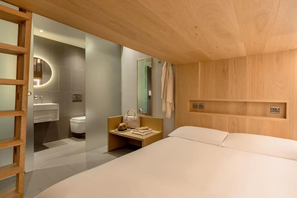 hotel image 23