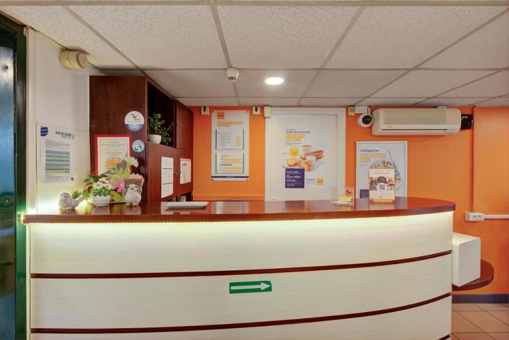 hotel image 9