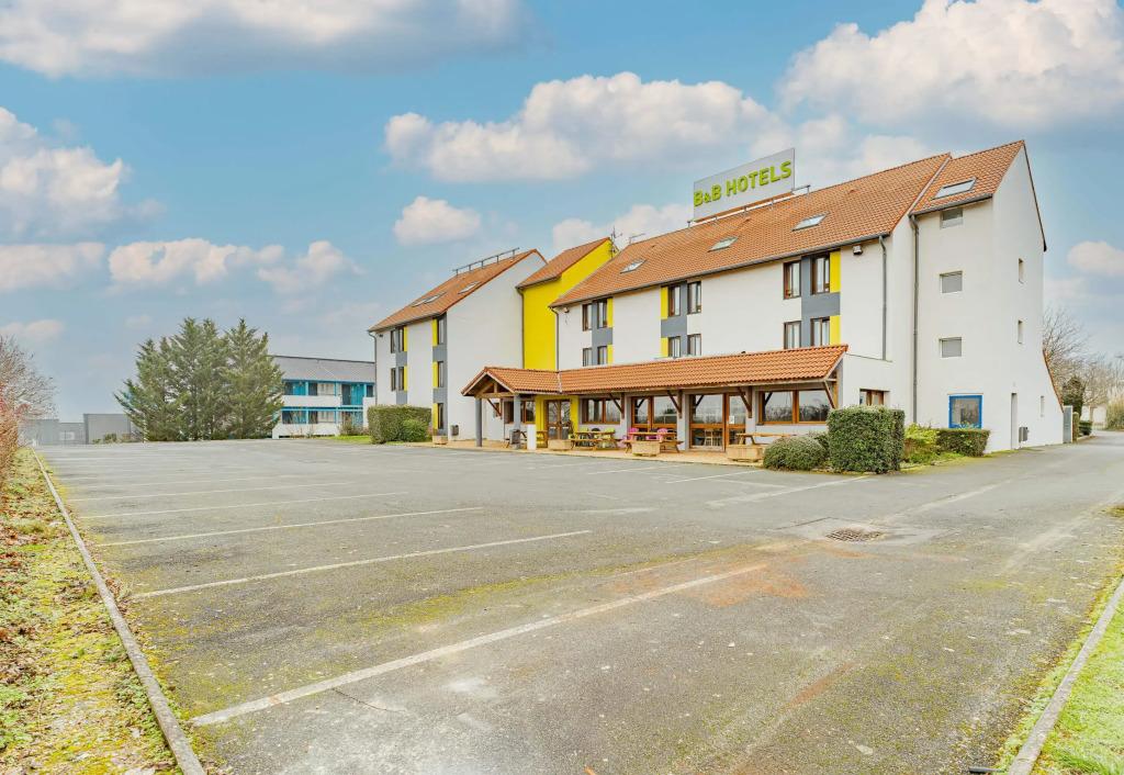 hotel image 10