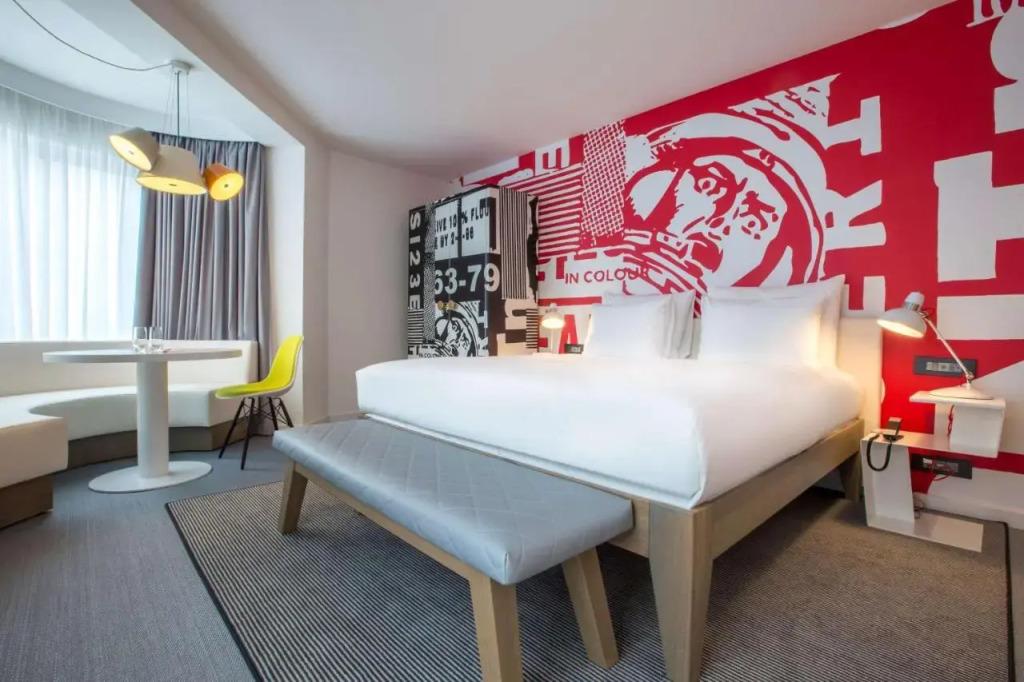 hotel image 18