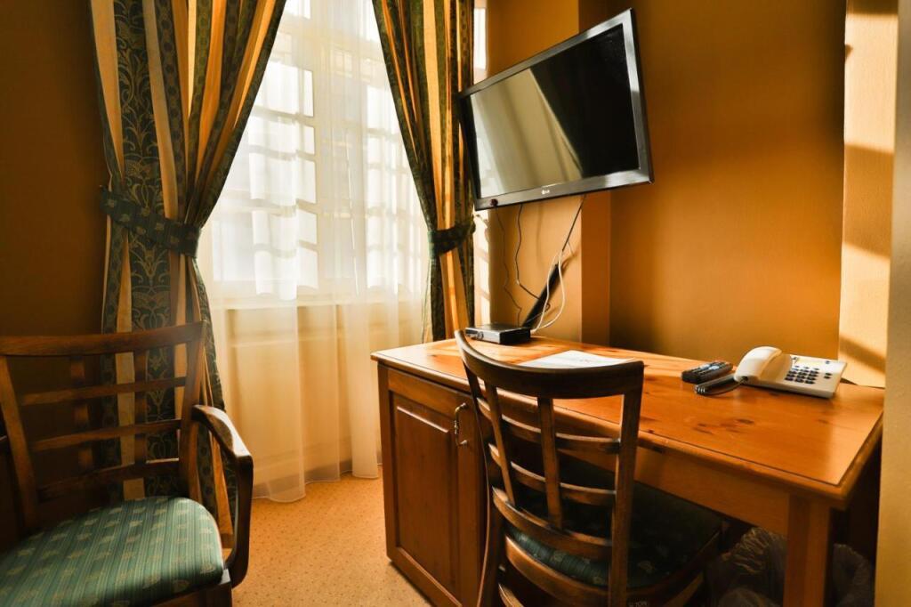 hotel image 13