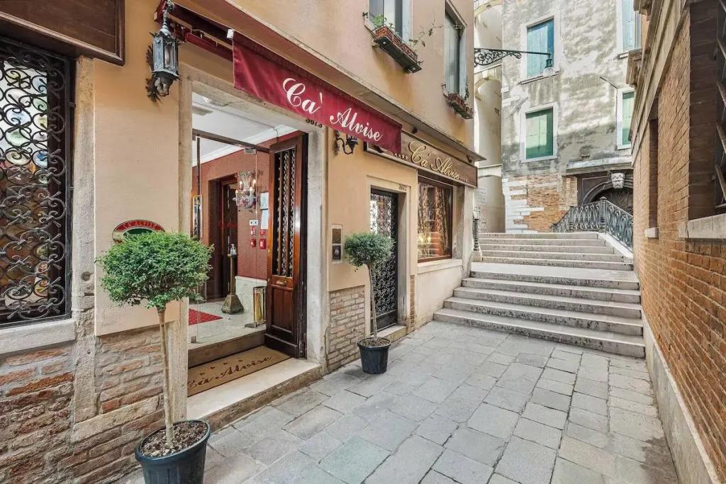 hotel image 30