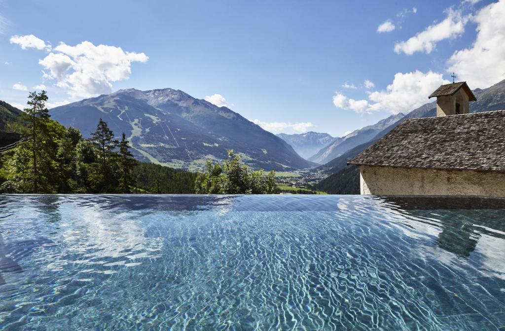 hotel image 10