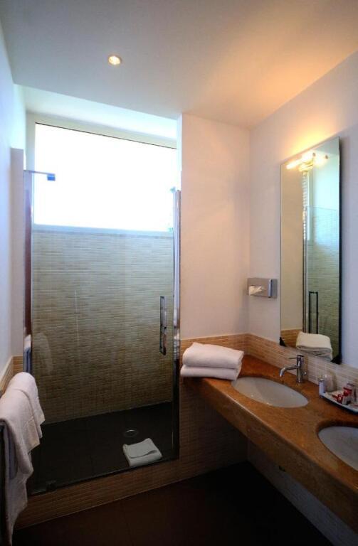 hotel image 16