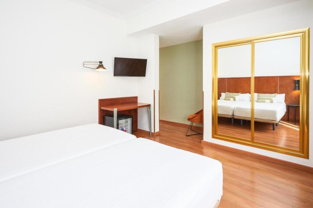 hotel image 23