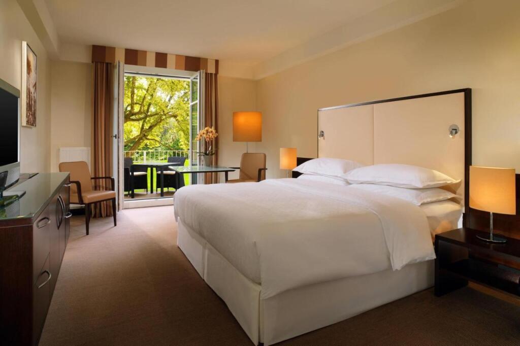 hotel image 17