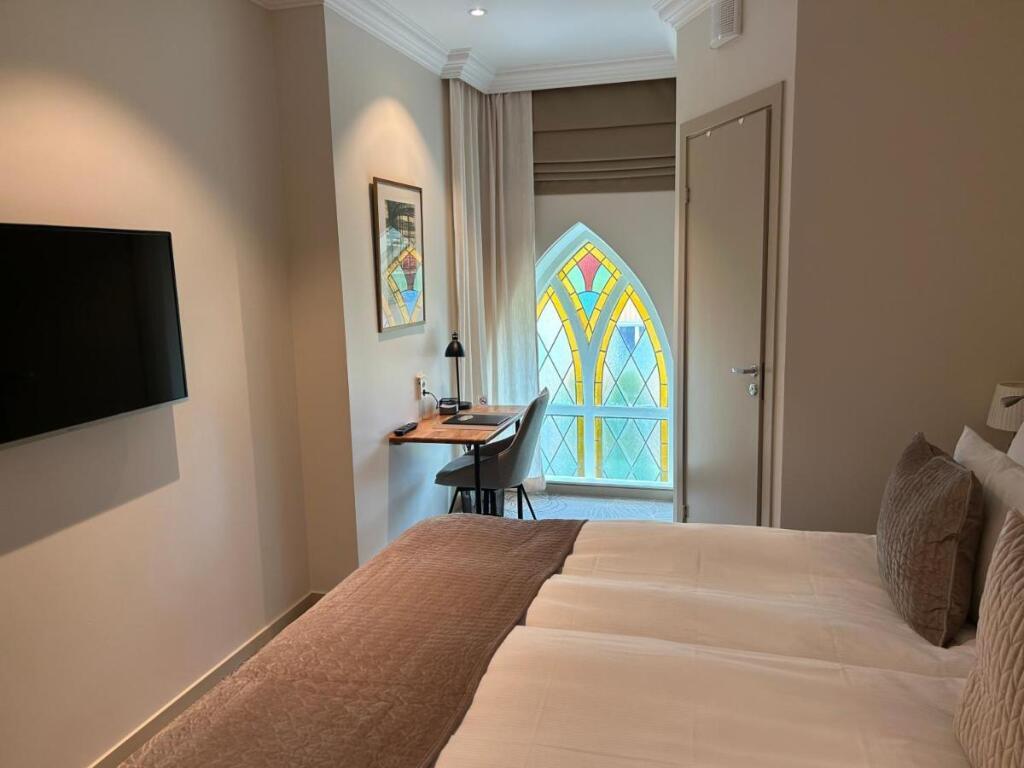 hotel image 7