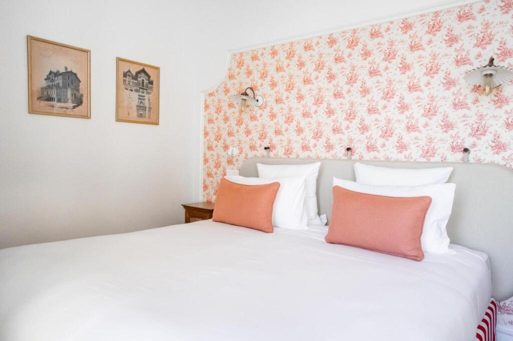 hotel image 10