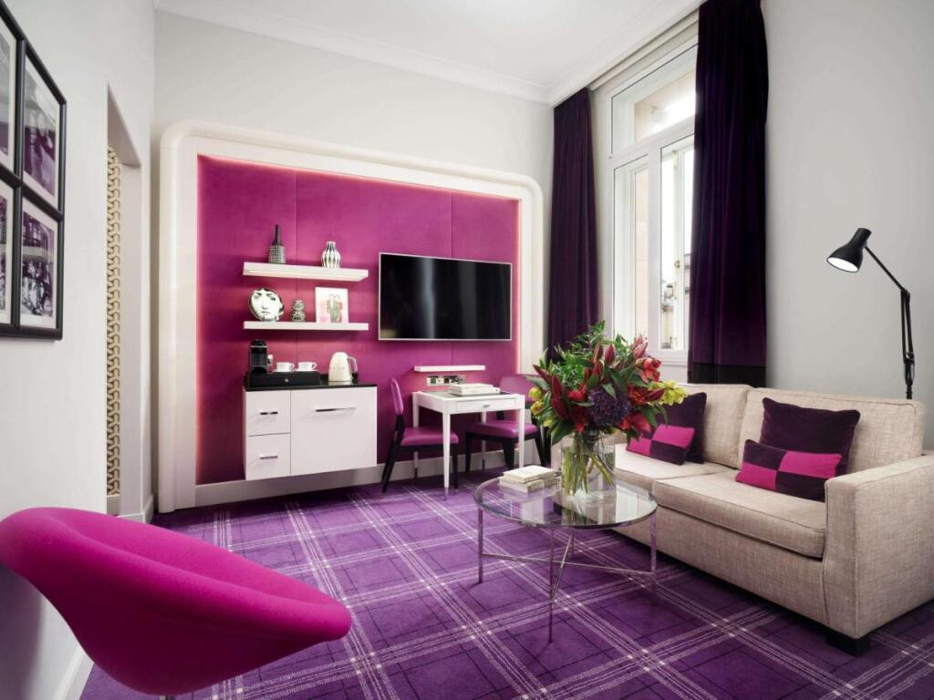 hotel image 10