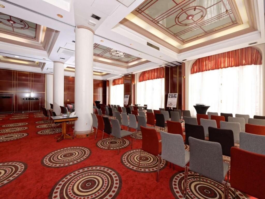 hotel image 16