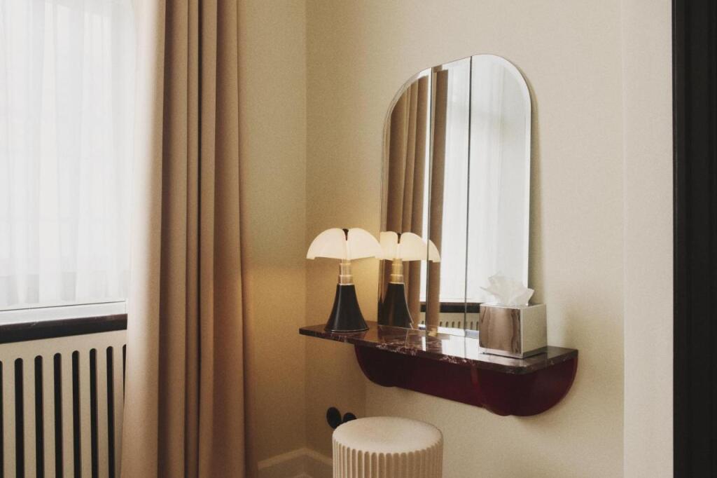 hotel image 8