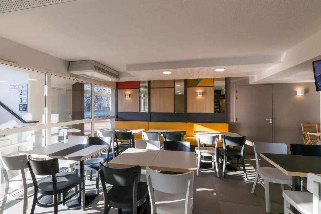 hotel image 13