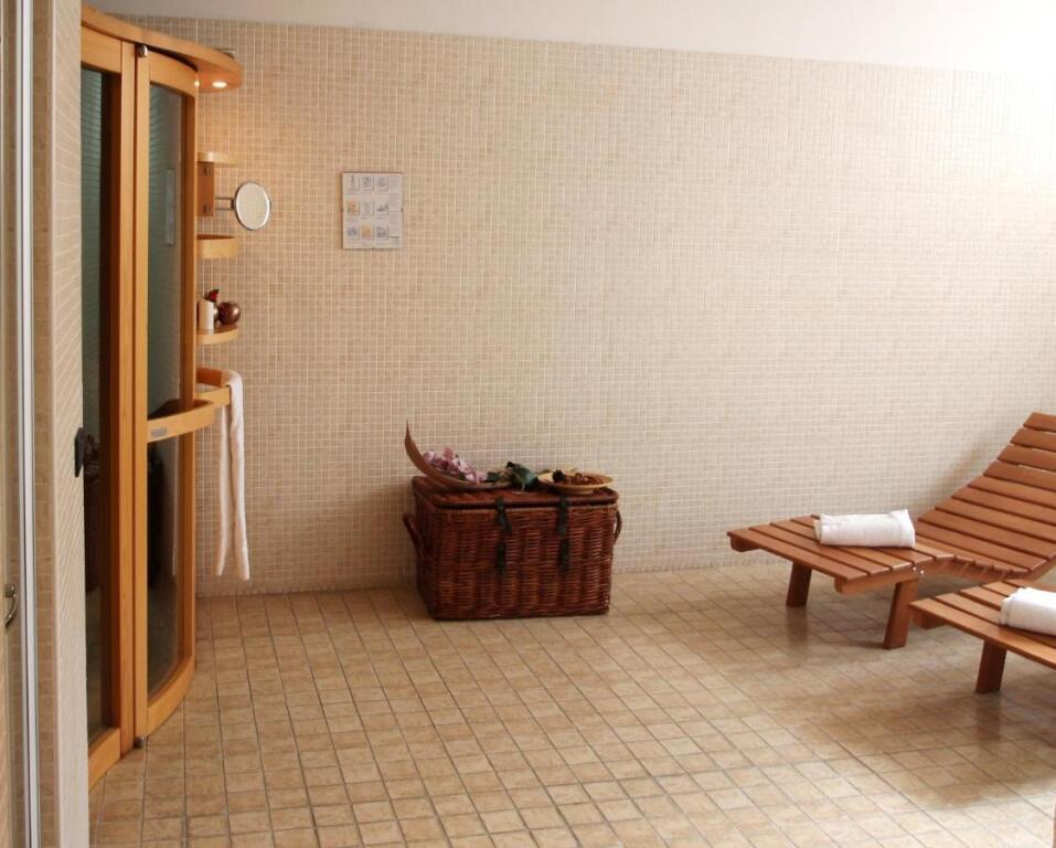 hotel image 9