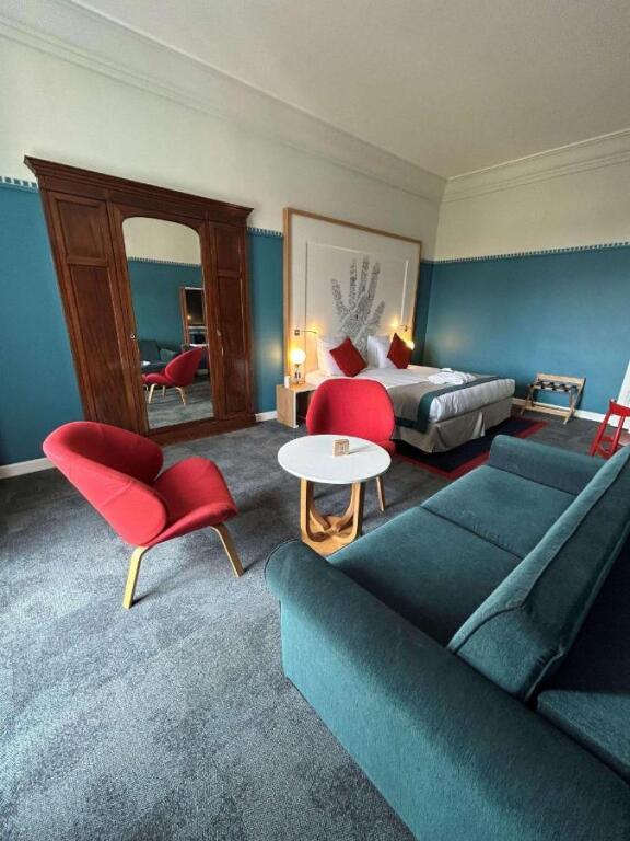 hotel image 12