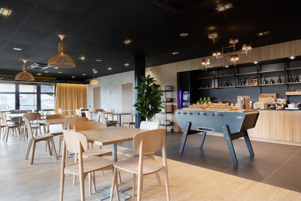 hotel image 9