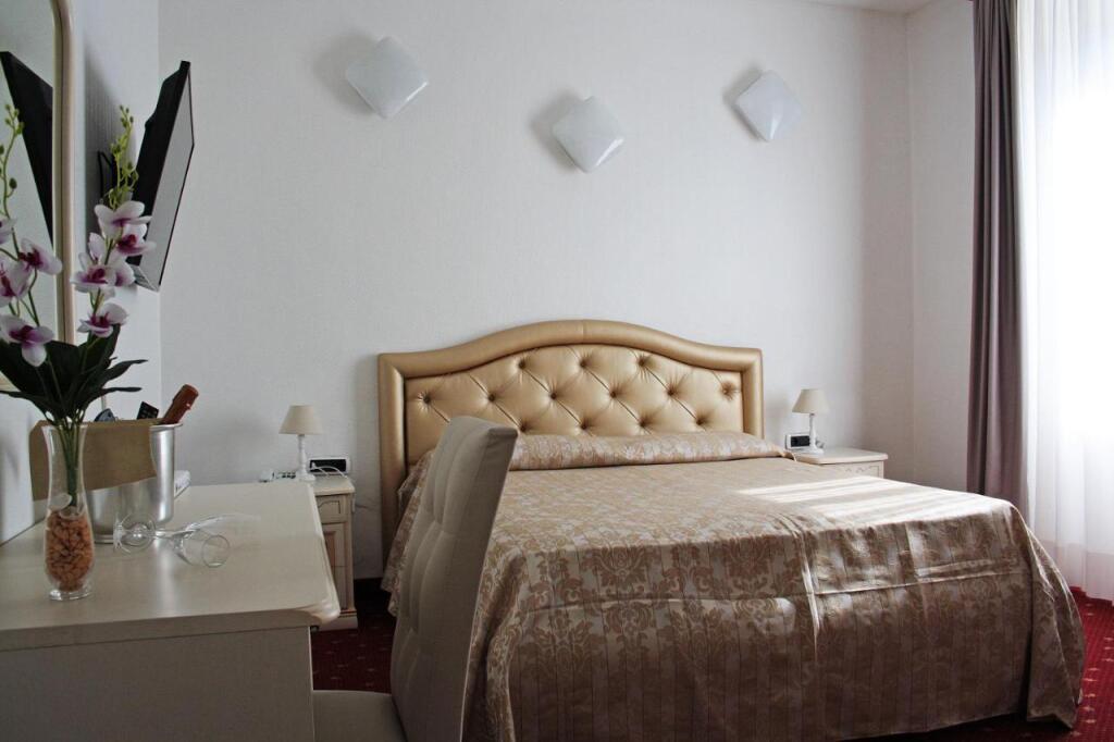 hotel image 14