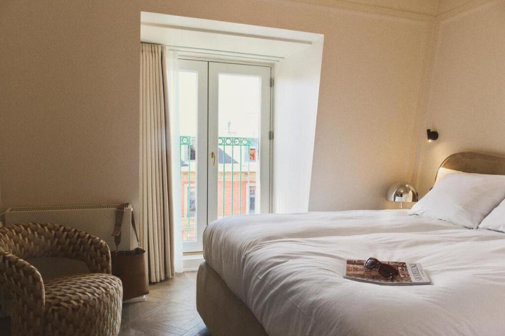hotel image 9