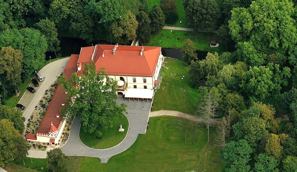 hotel image 12