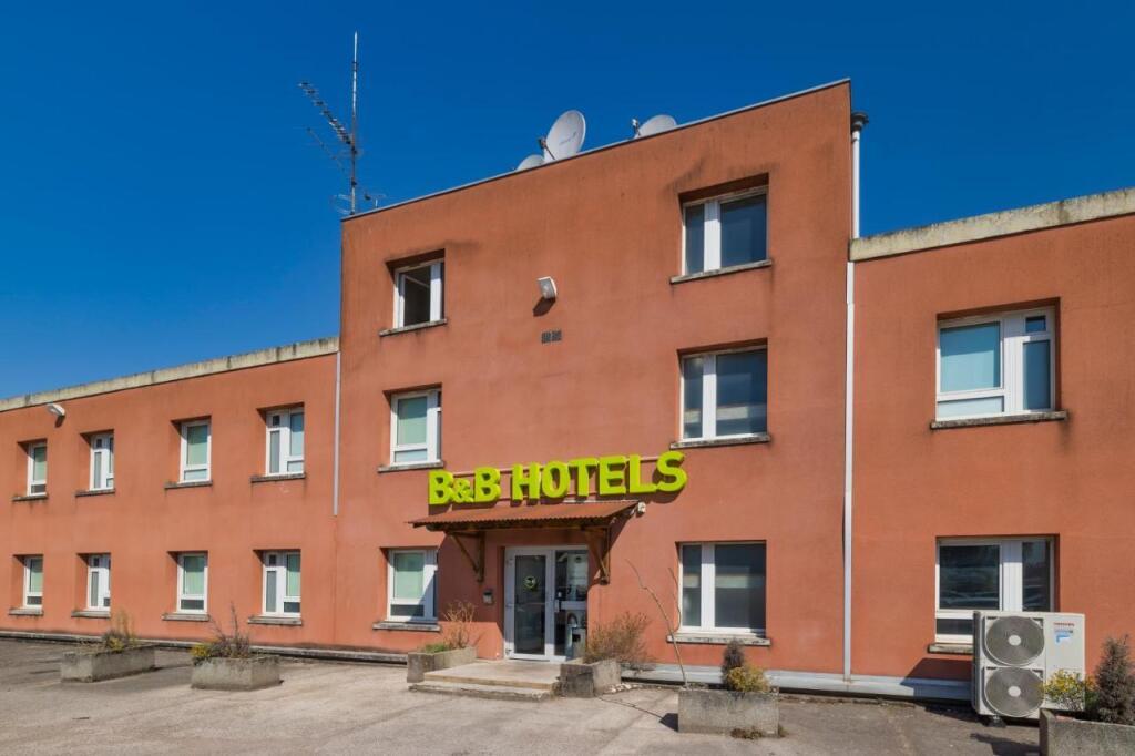 hotel image 13