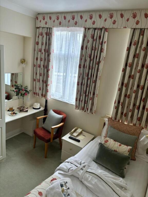 hotel image 16