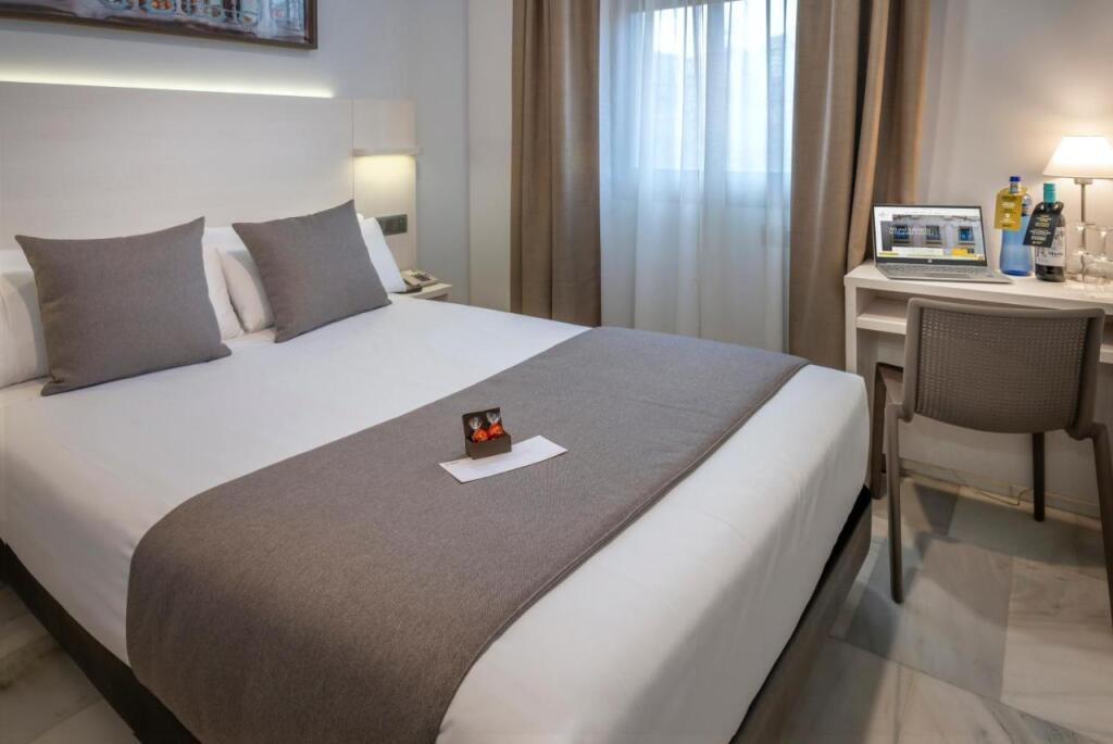 hotel image 9