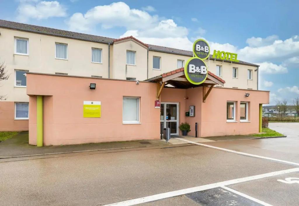 hotel image 10