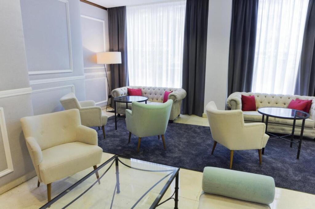 hotel image 16