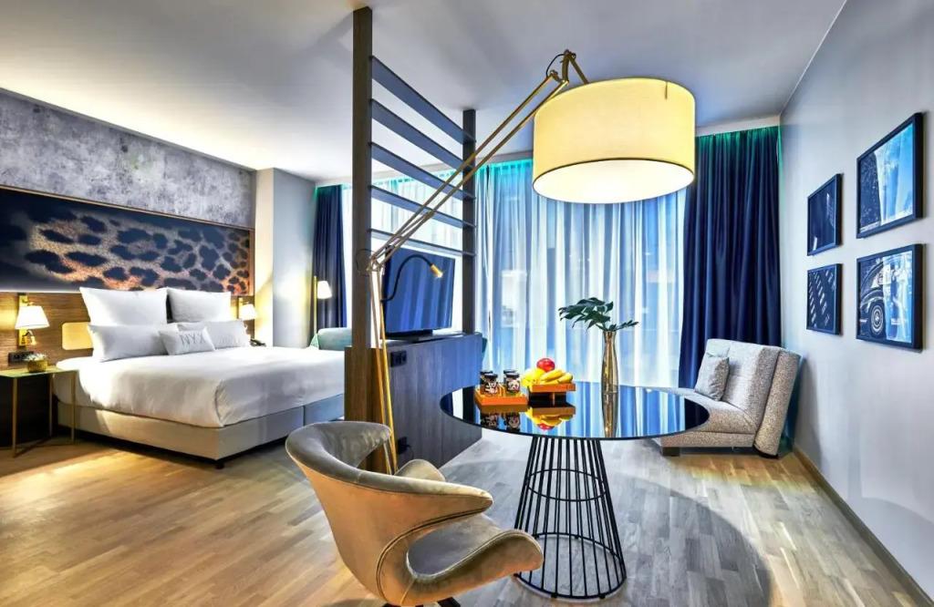 hotel