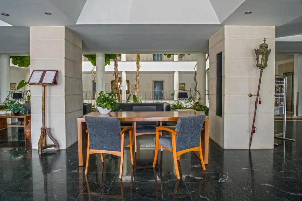 hotel image 15